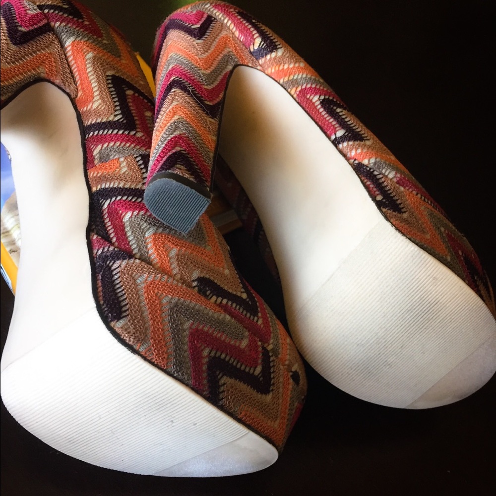 Multi color platform - Picture 4 of 4